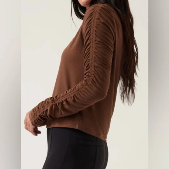 Athleta All Around Ruched Top Long Sleeve Brown - Picture 2 of 9